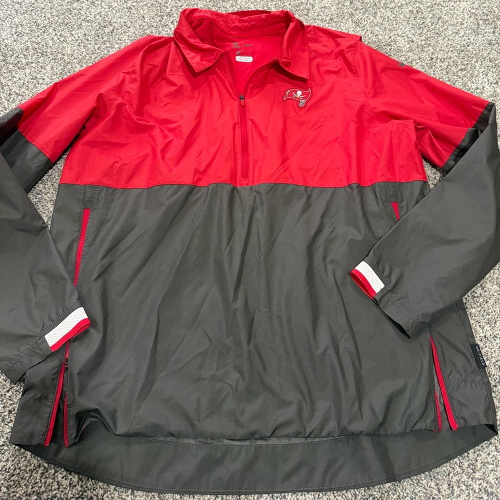 Nike Tampa Bay Buccaneers sweatshirt